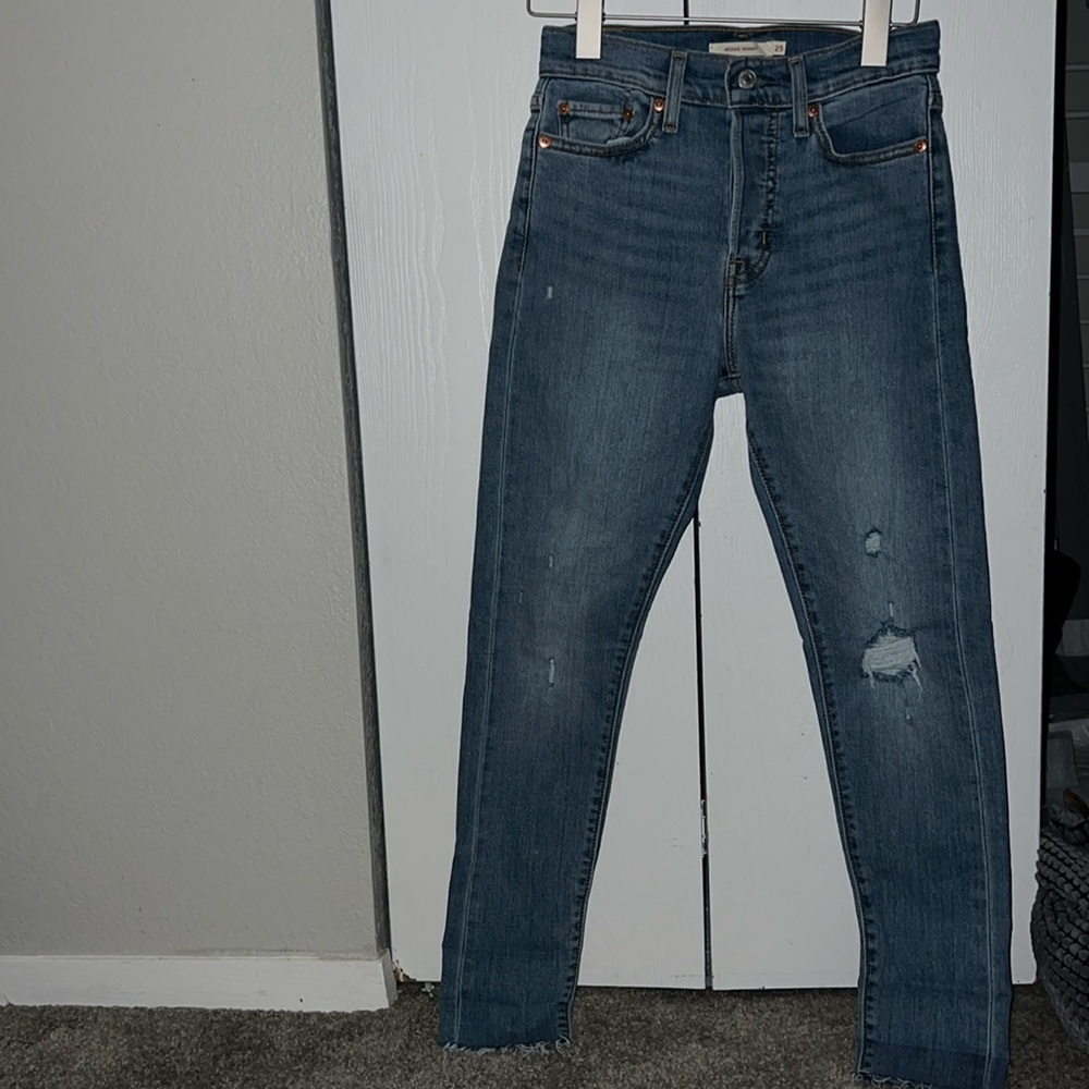 LEVI’s wedgie skinny jeans NWOT